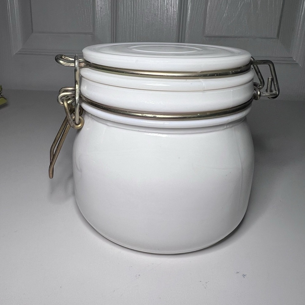 Vintage Milk‎ Glass Wheaton Lidded Jar Canister Bale Clamp Locking- No Gasket